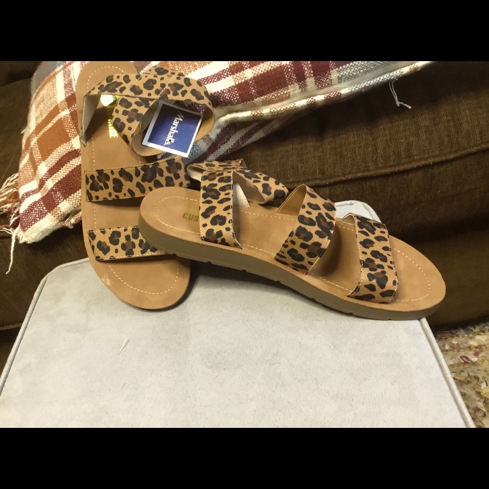 Leopard open sandal